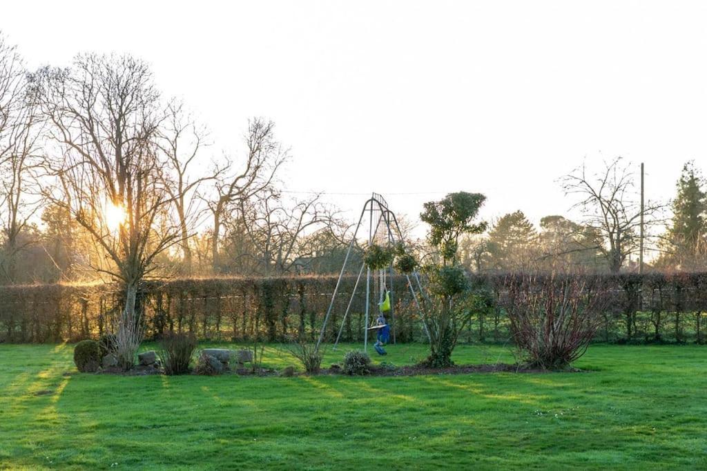 Le Clos Saint Vincent Manneville-es-Plains Exterior photo