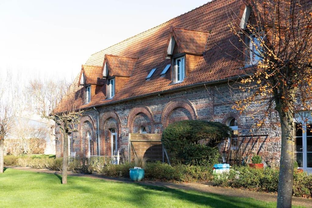 Le Clos Saint Vincent Manneville-es-Plains Exterior photo